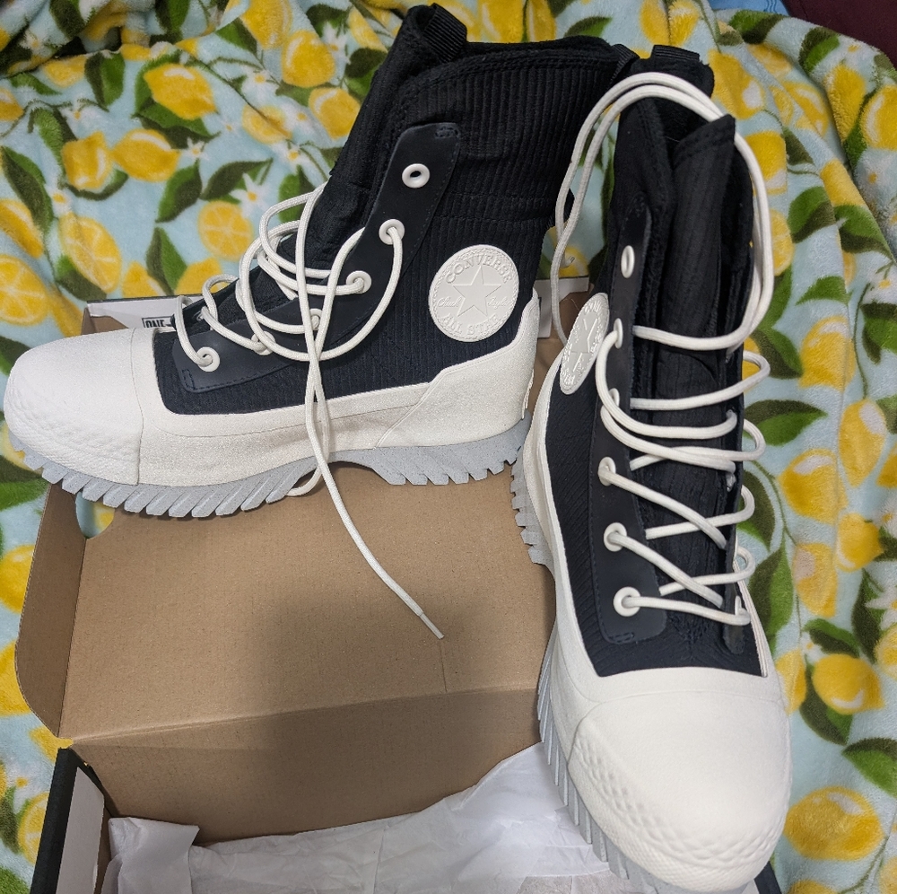 Chuck Taylor All Star Lugged 2.0 Platform Counter Climate Extra High